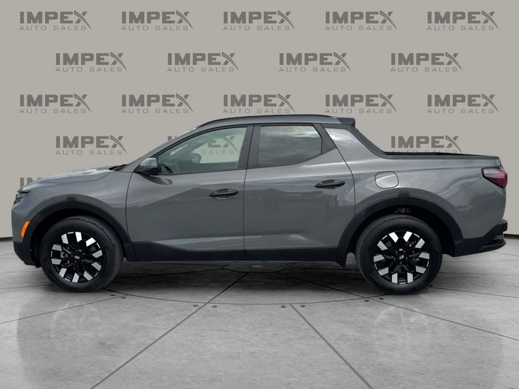 Used 2025 Gray Hyundai SEL image 2