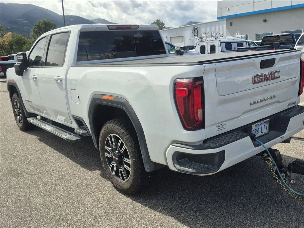 Used 2023 SUMMIT WHITE GMC AT4 image 2