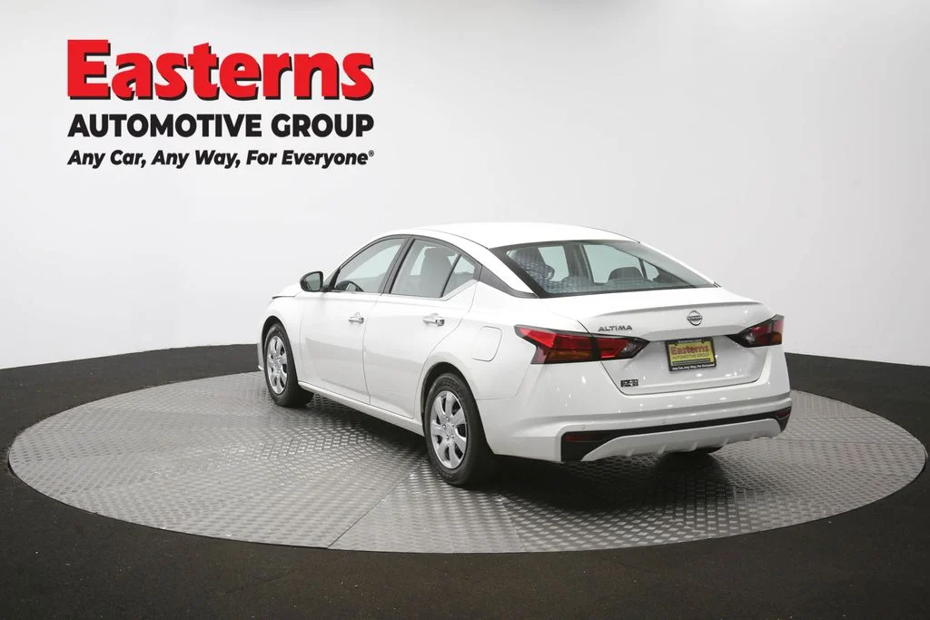 Used 2024 White Nissan 2.5 S image 63