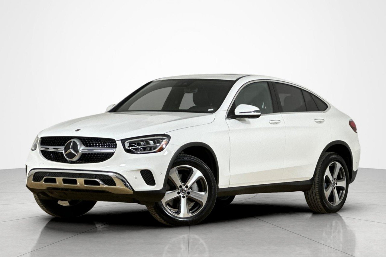Used 2023 Polar White Mercedes-Benz GLC 300 image 1
