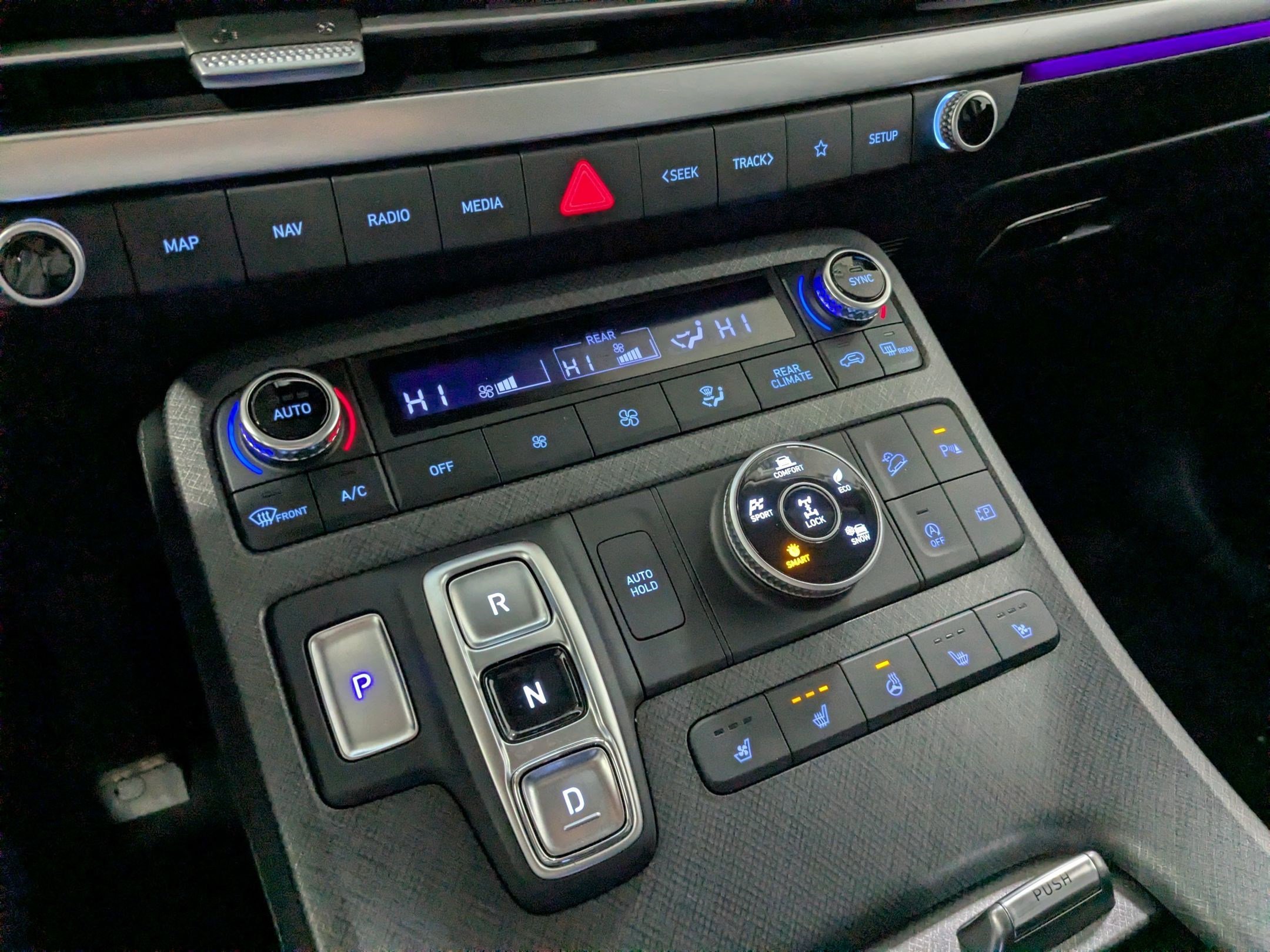 2025 Hyundai Palisade Limited - Photo 26