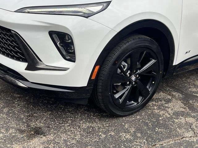 New 2026 Summit White Buick Sport Touring image 9