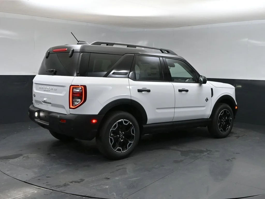 New 2026 Oxford White Ford Outer Banks® image 2
