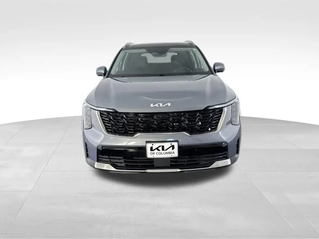 Used 2025 Silver Kia SX image 3