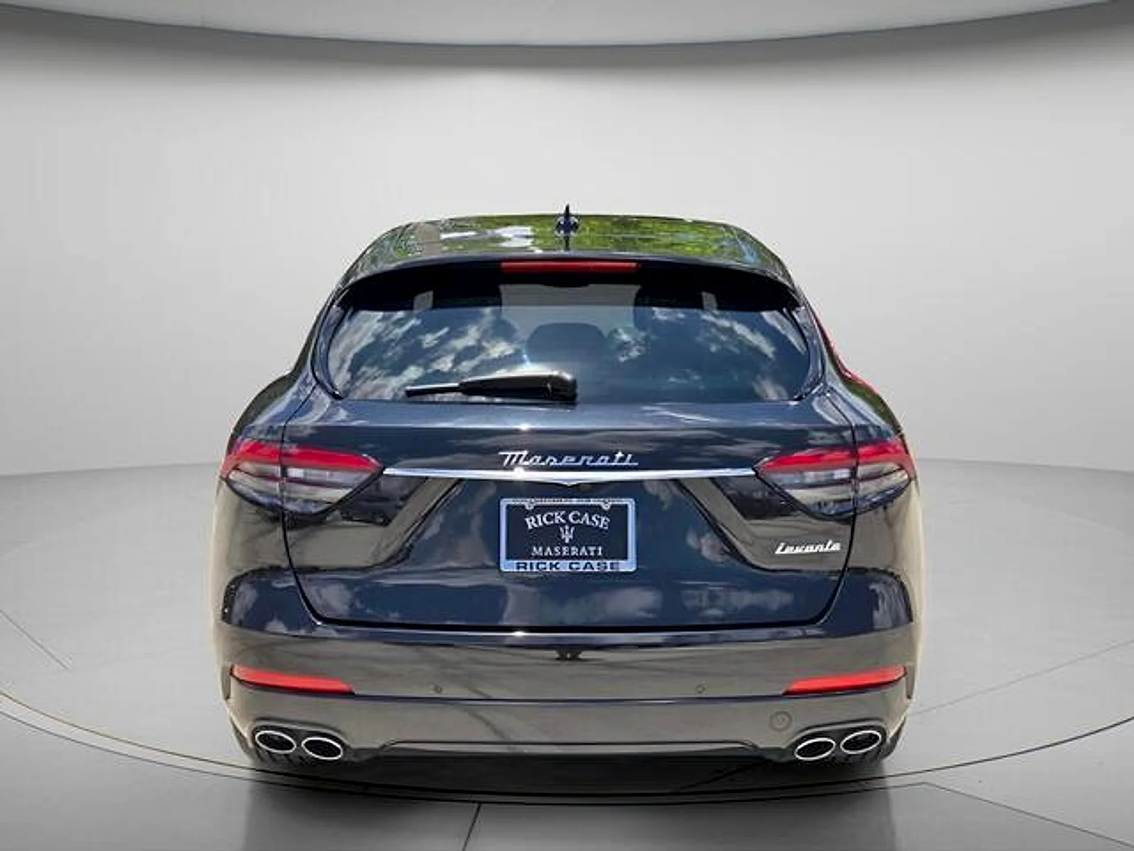 Used 2023 Nero Ribelle Metallic Maserati GT image 6