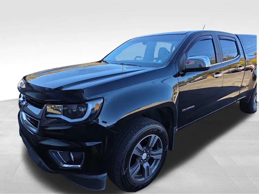 Used 2016 Black Chevrolet LT image 2