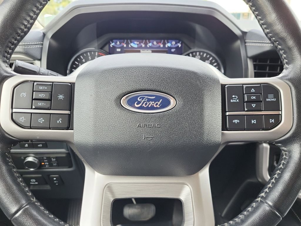 Used 2022 Black Ford XLT image 18