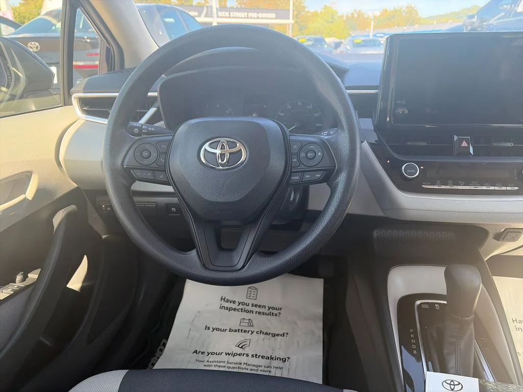 Used 2024  Toyota LE image 17
