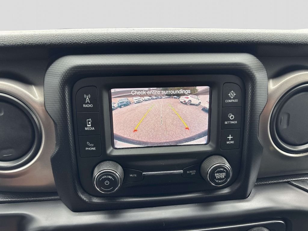 Used 2020 Gray Jeep Sport S image 21