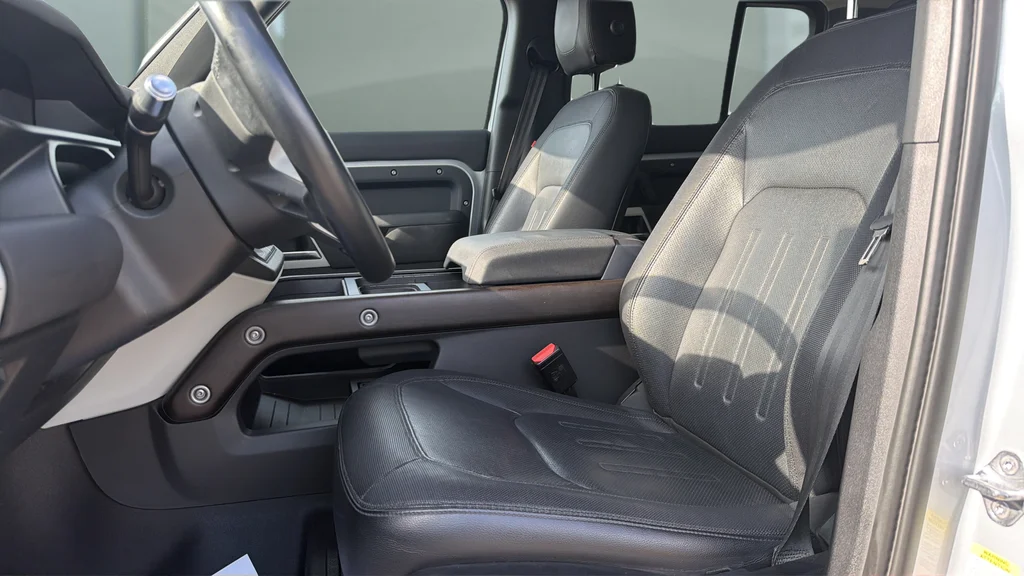 Used 2022 Silver Land Rover X-Dynamic SE image 19