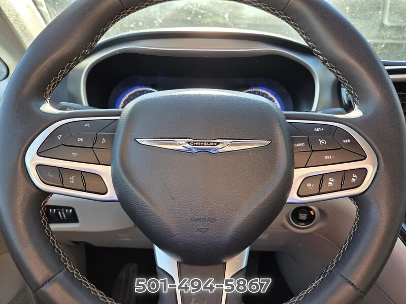 Used 2022 Bright White Clearcoat CHRYSLER TOURING L image 22