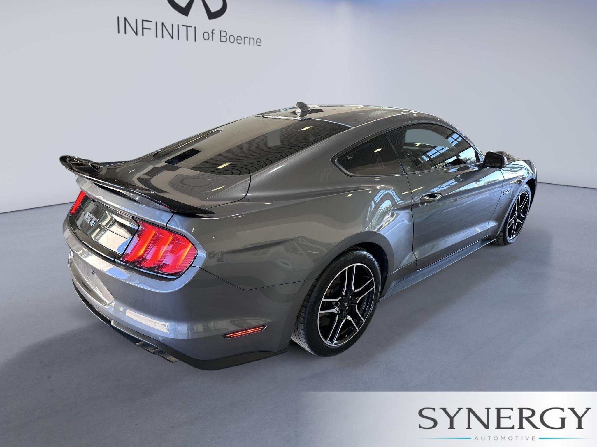 Used 2021 Carbonized Gray Metallic Ford GT Premium image 6
