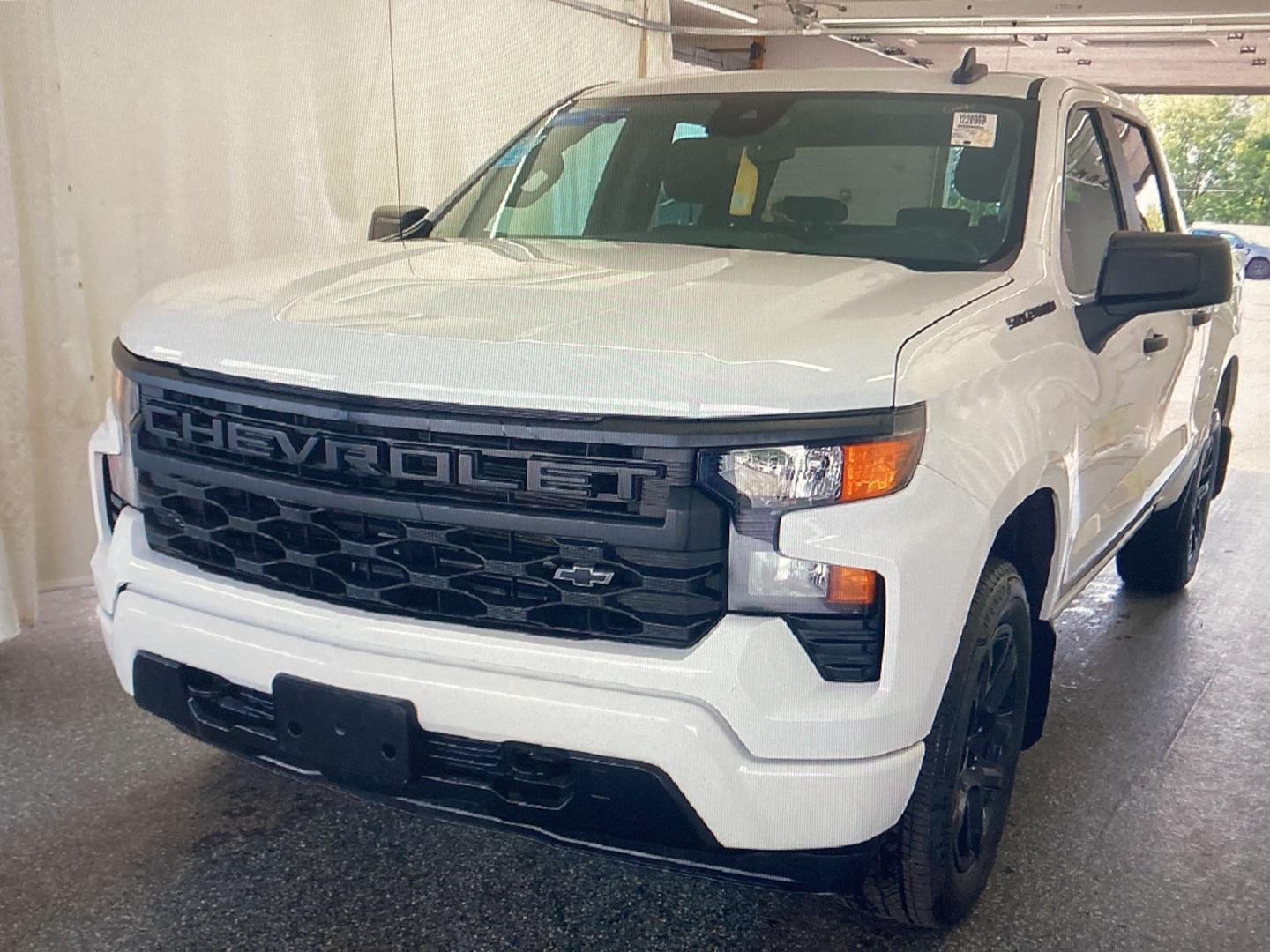 Used 2023 Summit White Chevrolet Custom image 3