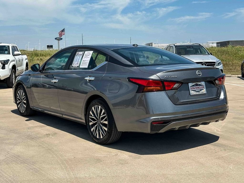 2025 Nissan Altima SV - Photo 5