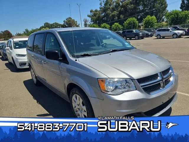Used 2018 Silver Dodge SE image 1
