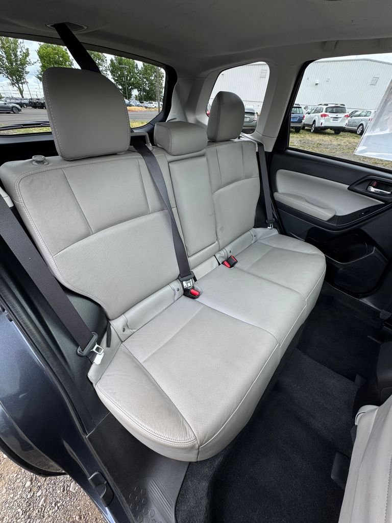 Used 2014 Dark Gray Metallic Subaru 2.5i Limited image 25