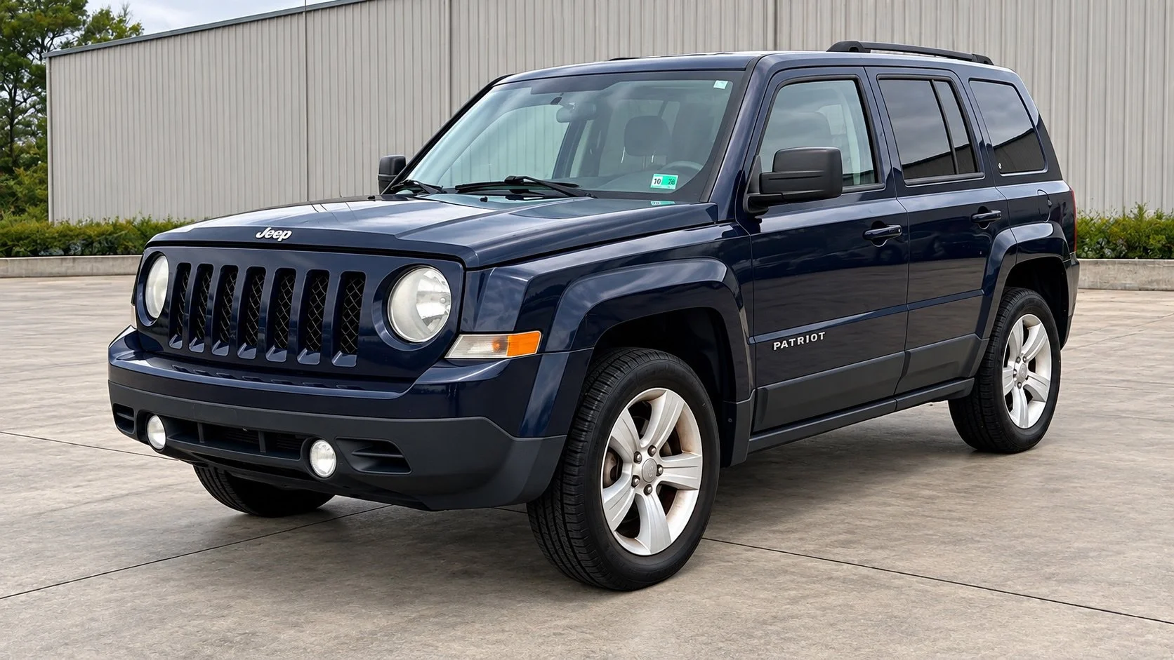 Used 2014 Blue Jeep Latitude image 1