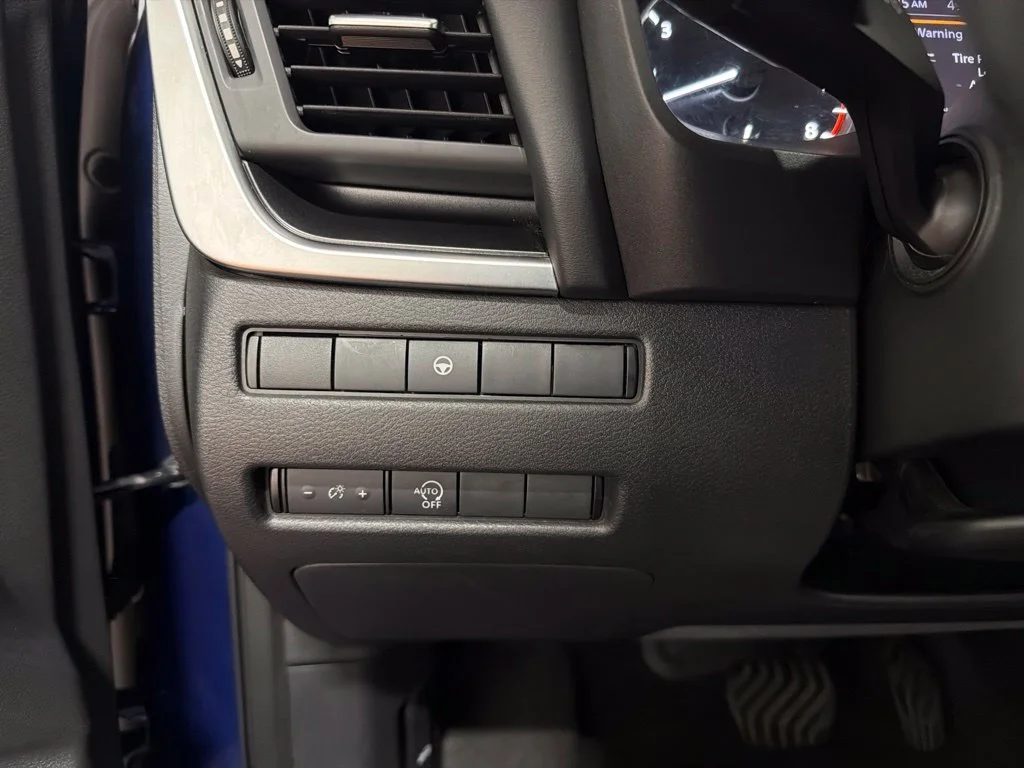 Used 2023 Caspian Blue Metallic Nissan SV image 30