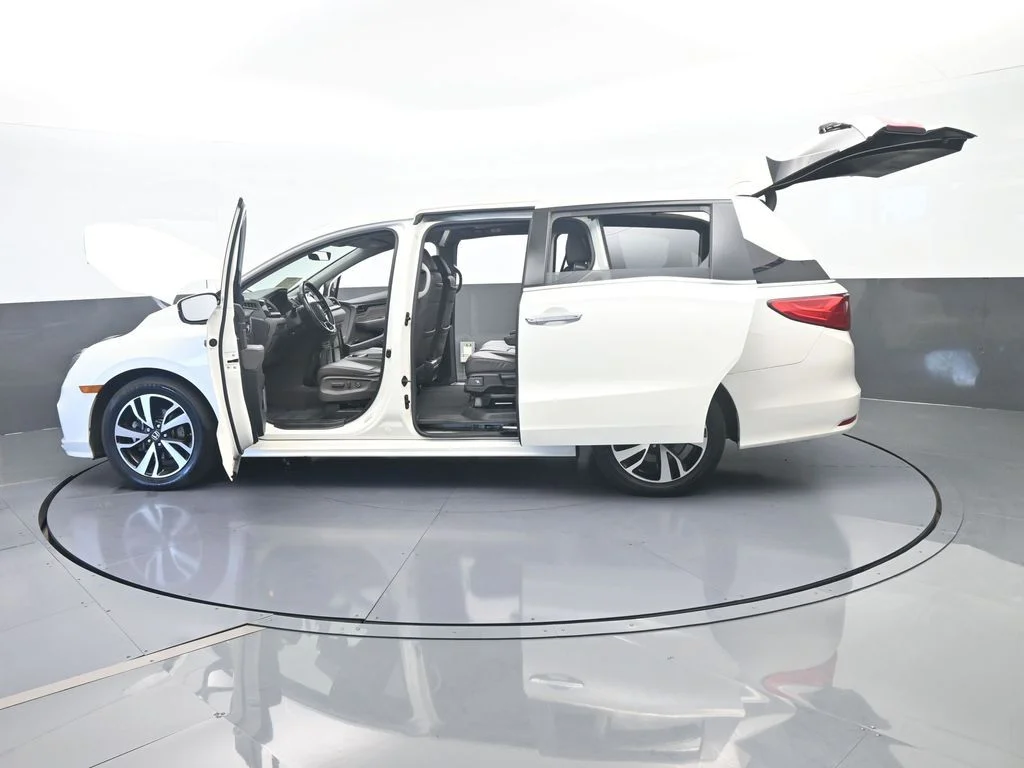 Used 2019 White Honda Elite image 83