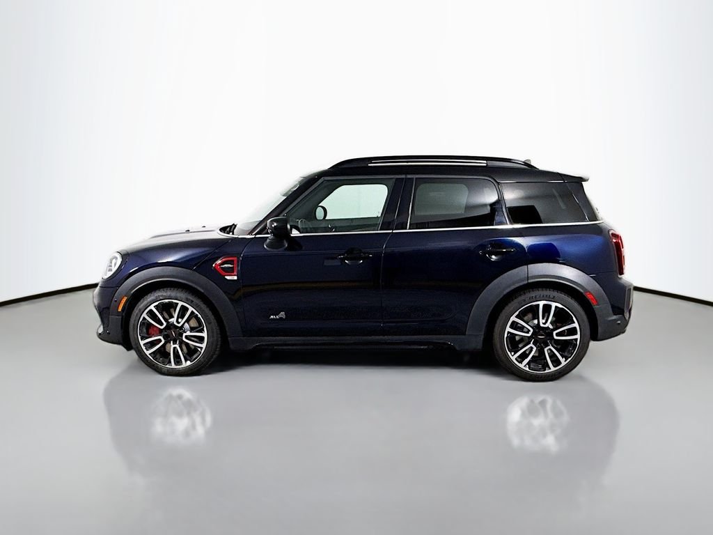 Used 2021 Black MINI Base image 8