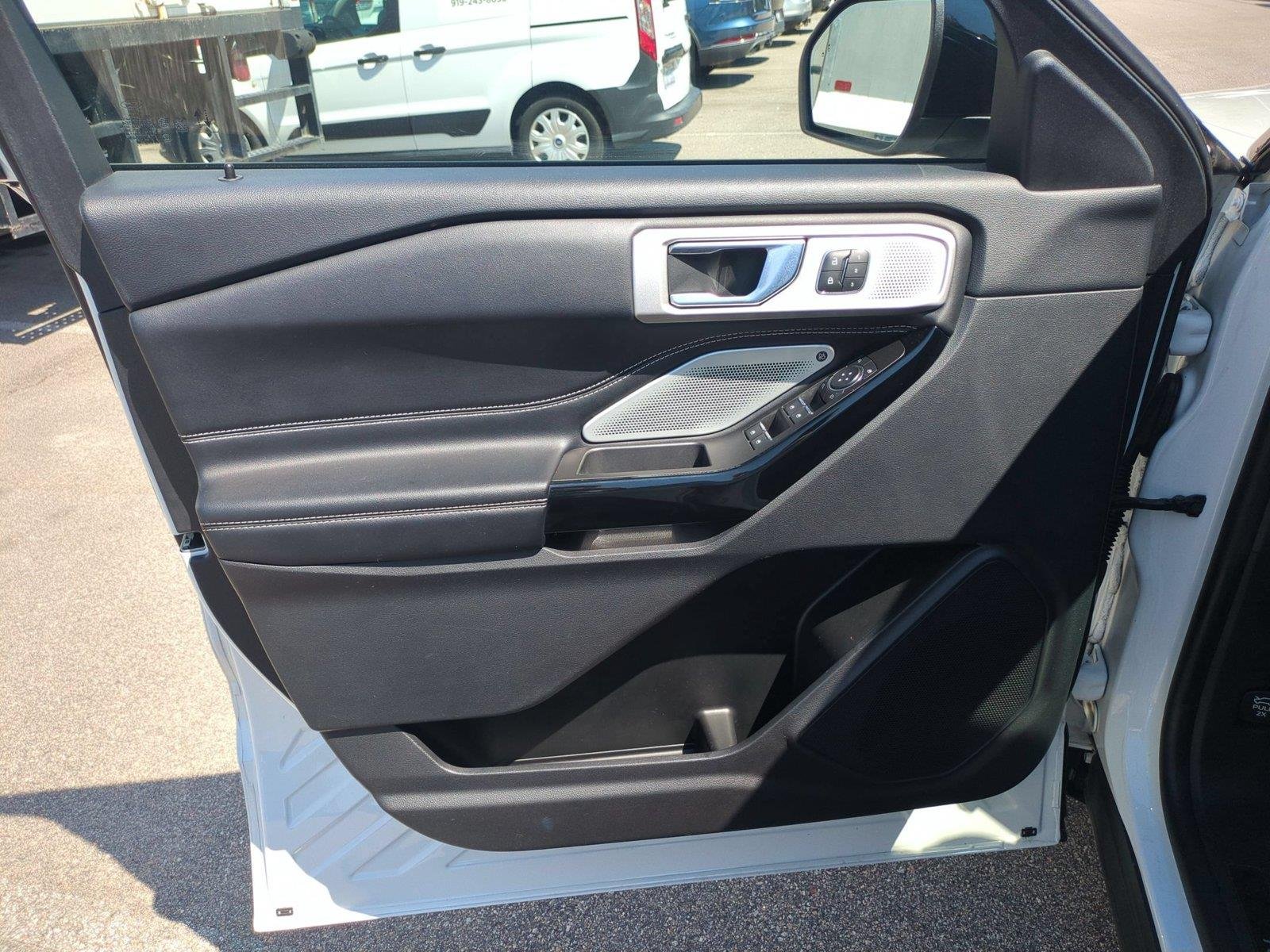 Used 2022 Star White Metallic Tri-Coat FORD ST image 14