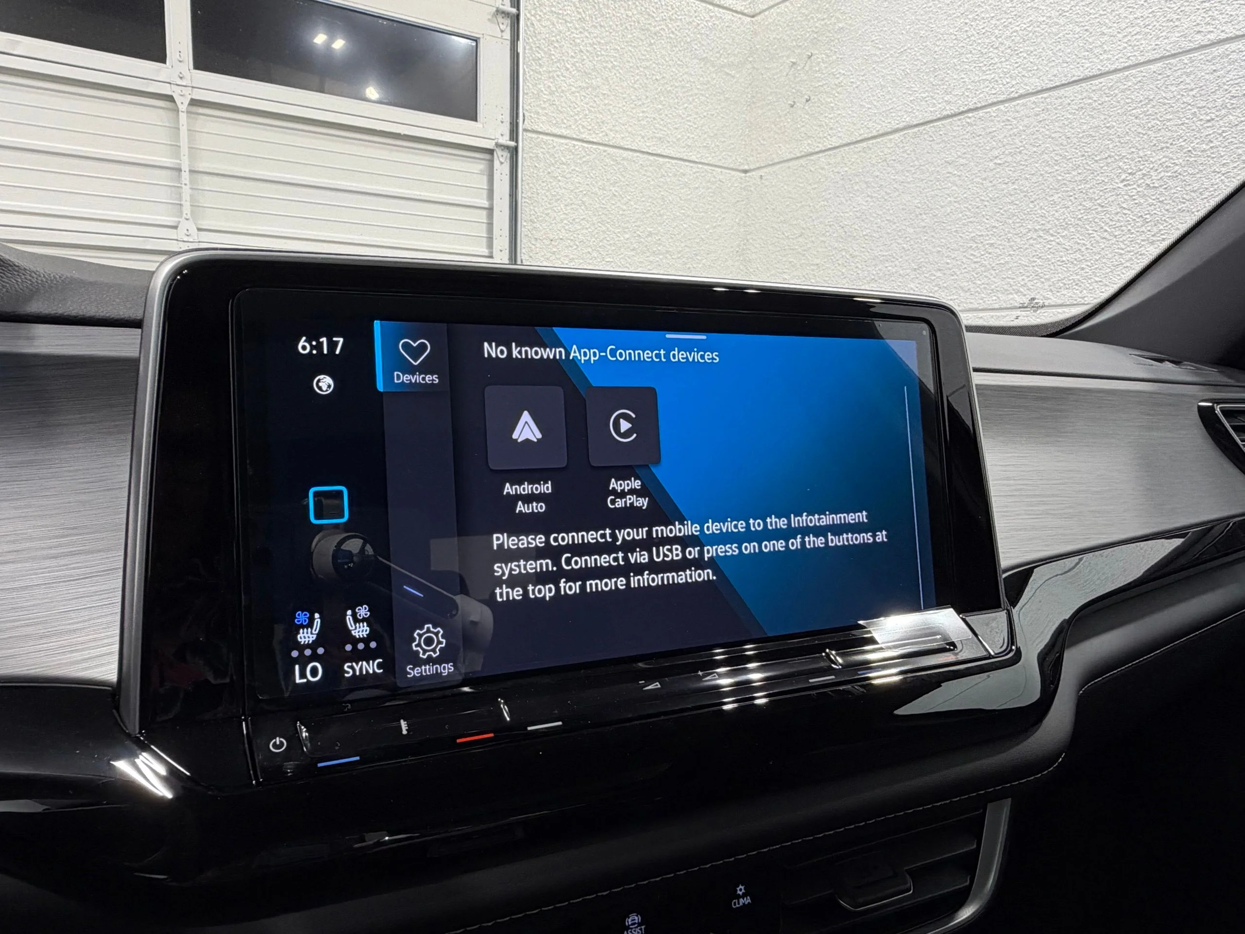 New 2026 Black Volkswagen 2.0T SE w/Technology image 46