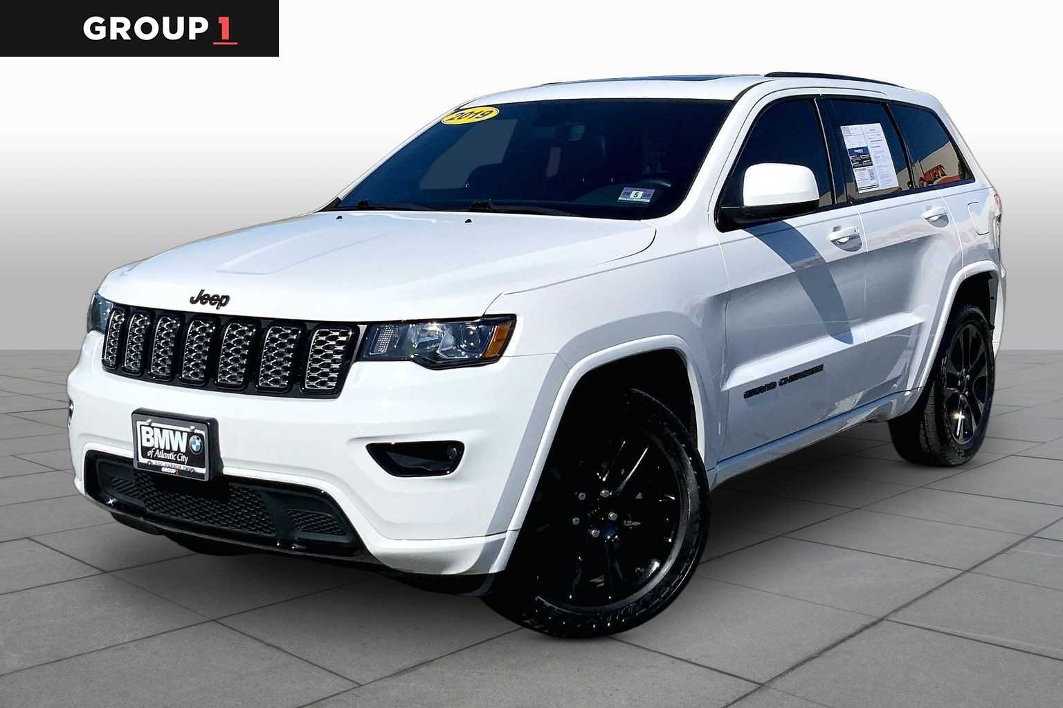 2019 Jeep Grand Cherokee Altitude 4WD's photo