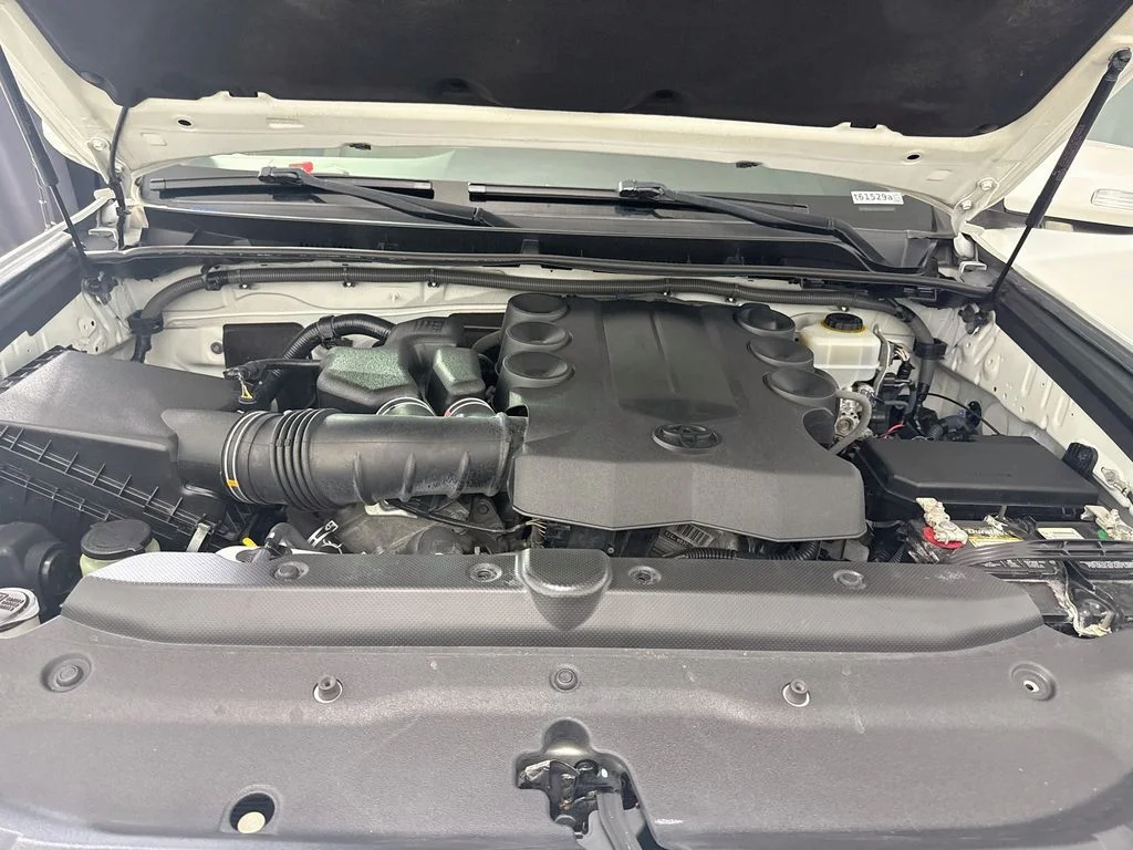 Used 2013 Blizzard Pearl Metallic Toyota Limited image 29