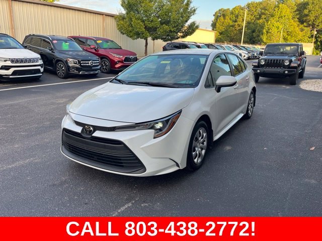 Used 2025 Beige Toyota LE image 37