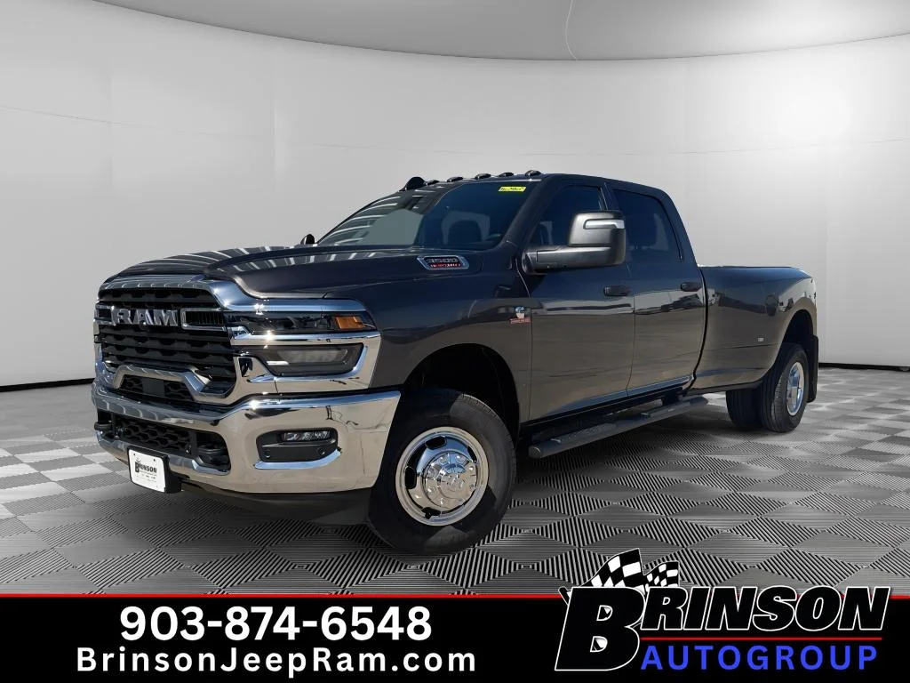 New 2026 Granite Crystal Metallic Clear-Coat Exterior Paint RAM Tradesman image 1