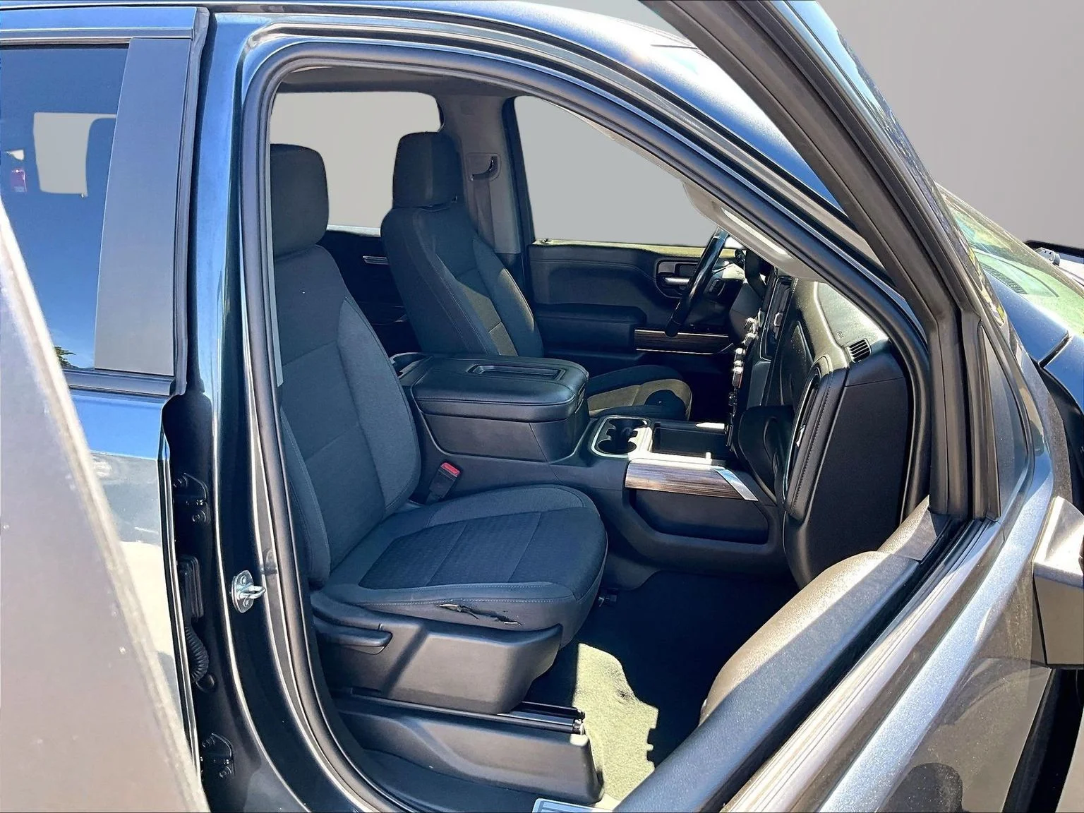 Used 2021 Gray Chevrolet LT Trail Boss image 8