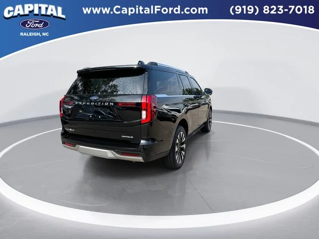 Used 2025 Black Ford Platinum image 8
