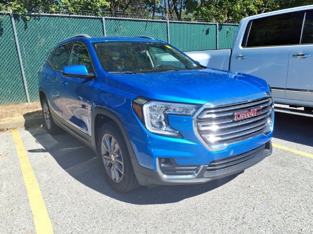 Used 2024 Riptide Metallic GMC SLT image 4