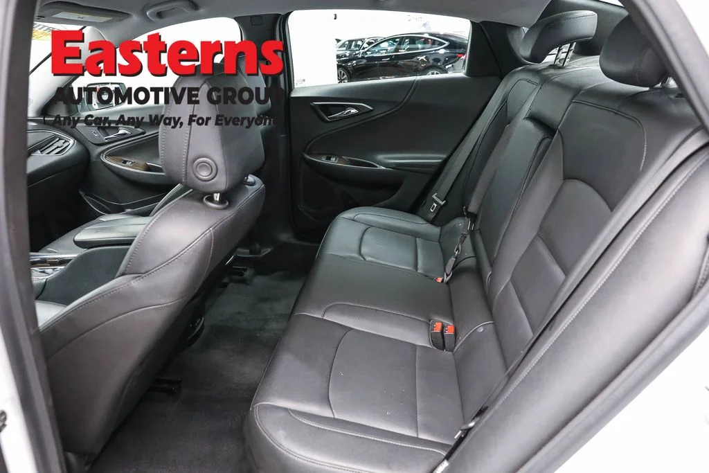 Used 2024 White Chevrolet LT image 23