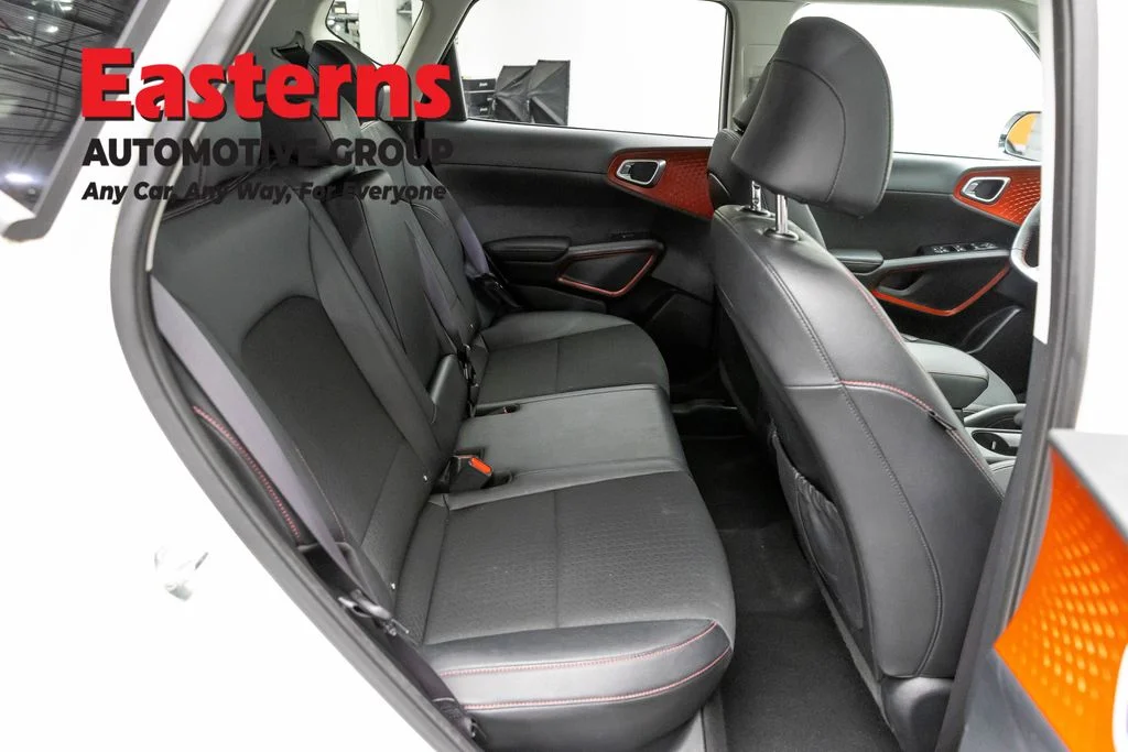 Used 2023 White Kia GT-Line image 23