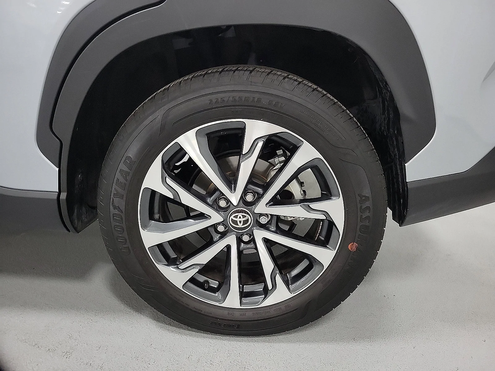 Certified Used 2023 Silver Toyota XLE image 20
