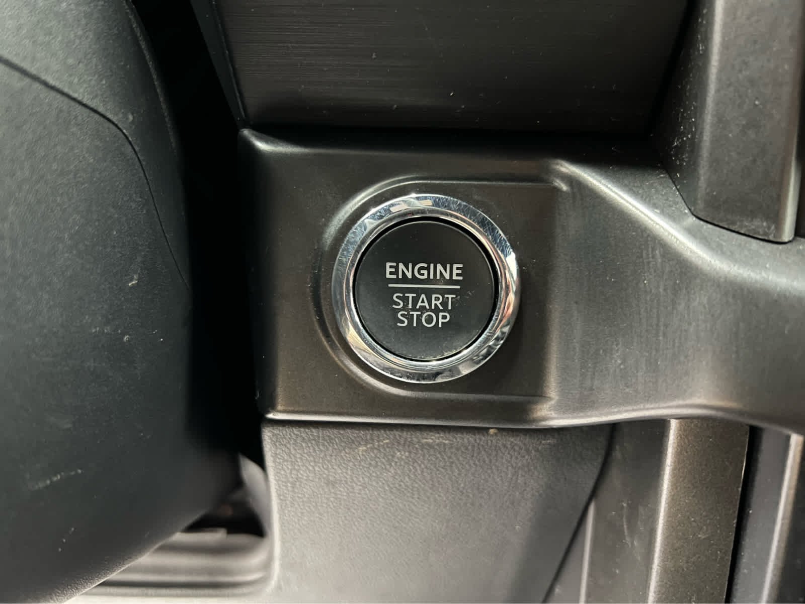 Used 2025 Oxford White Ford Tremor image 20
