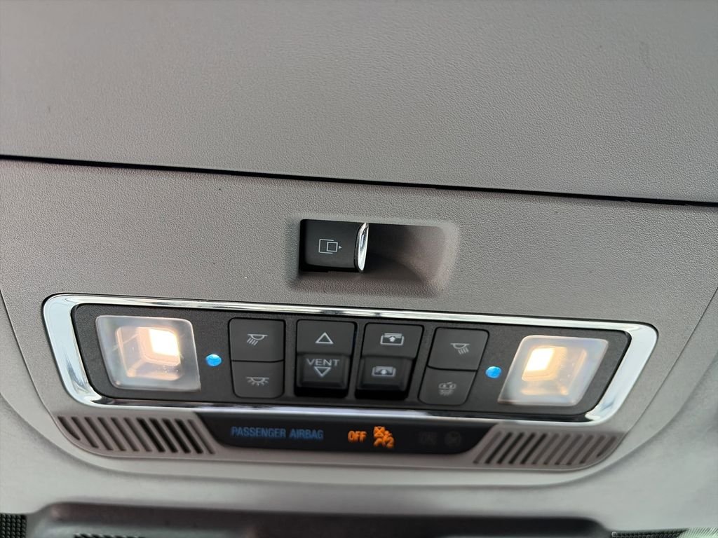 Used 2023 White Ford Limited image 30