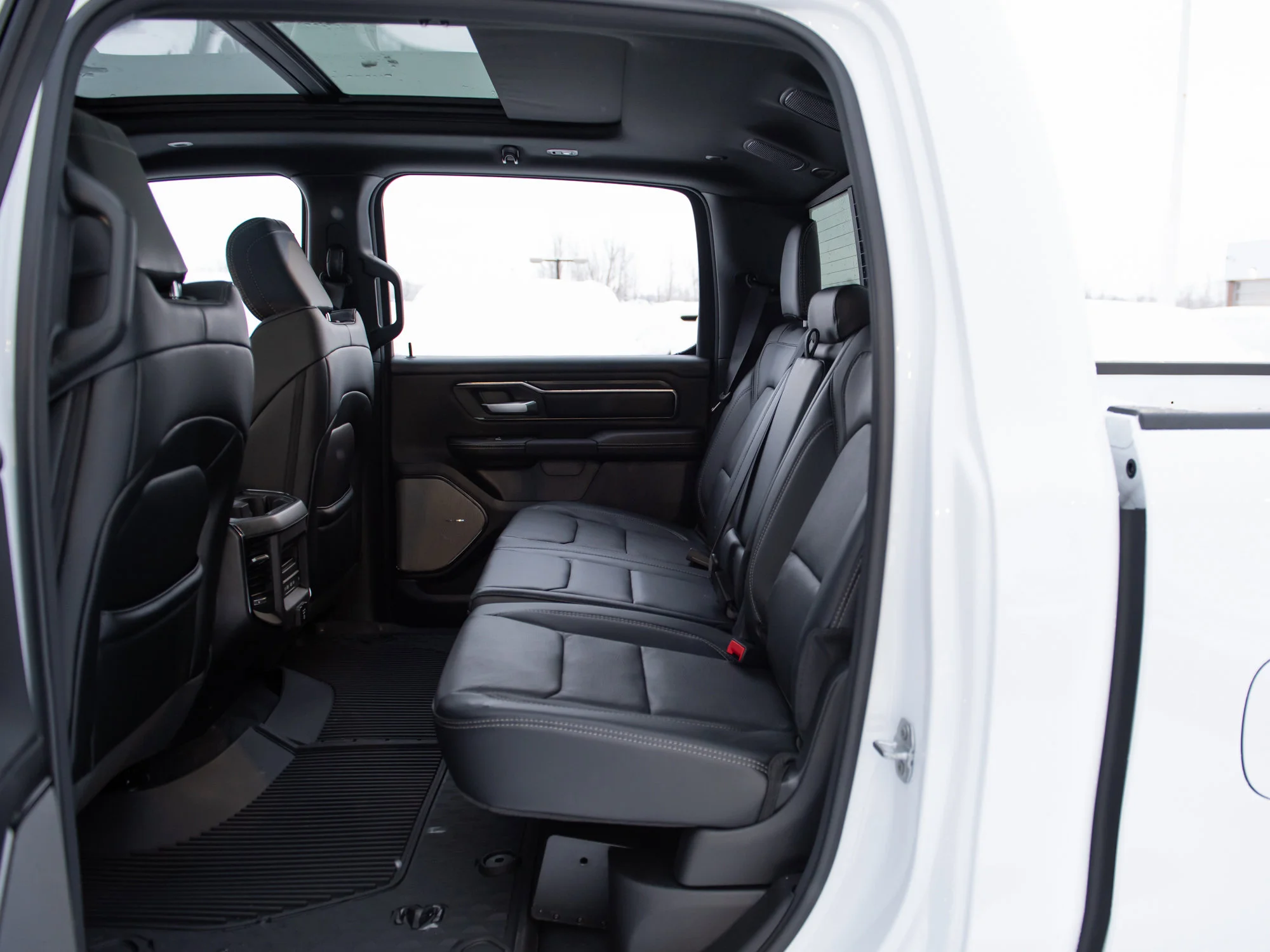 New 2026 White RAM Sport* HEMI V8 image 22