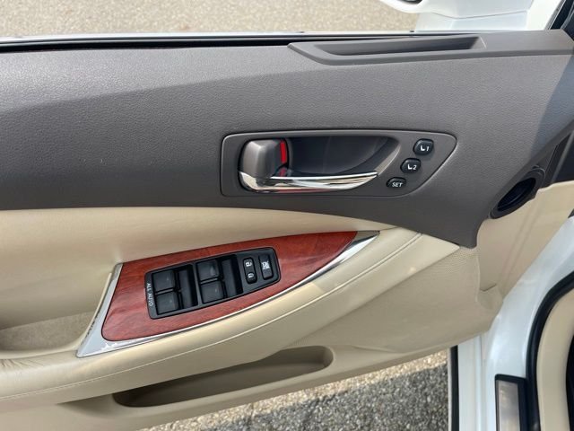 Used 2011 Starfire Pearl Lexus 350 image 13