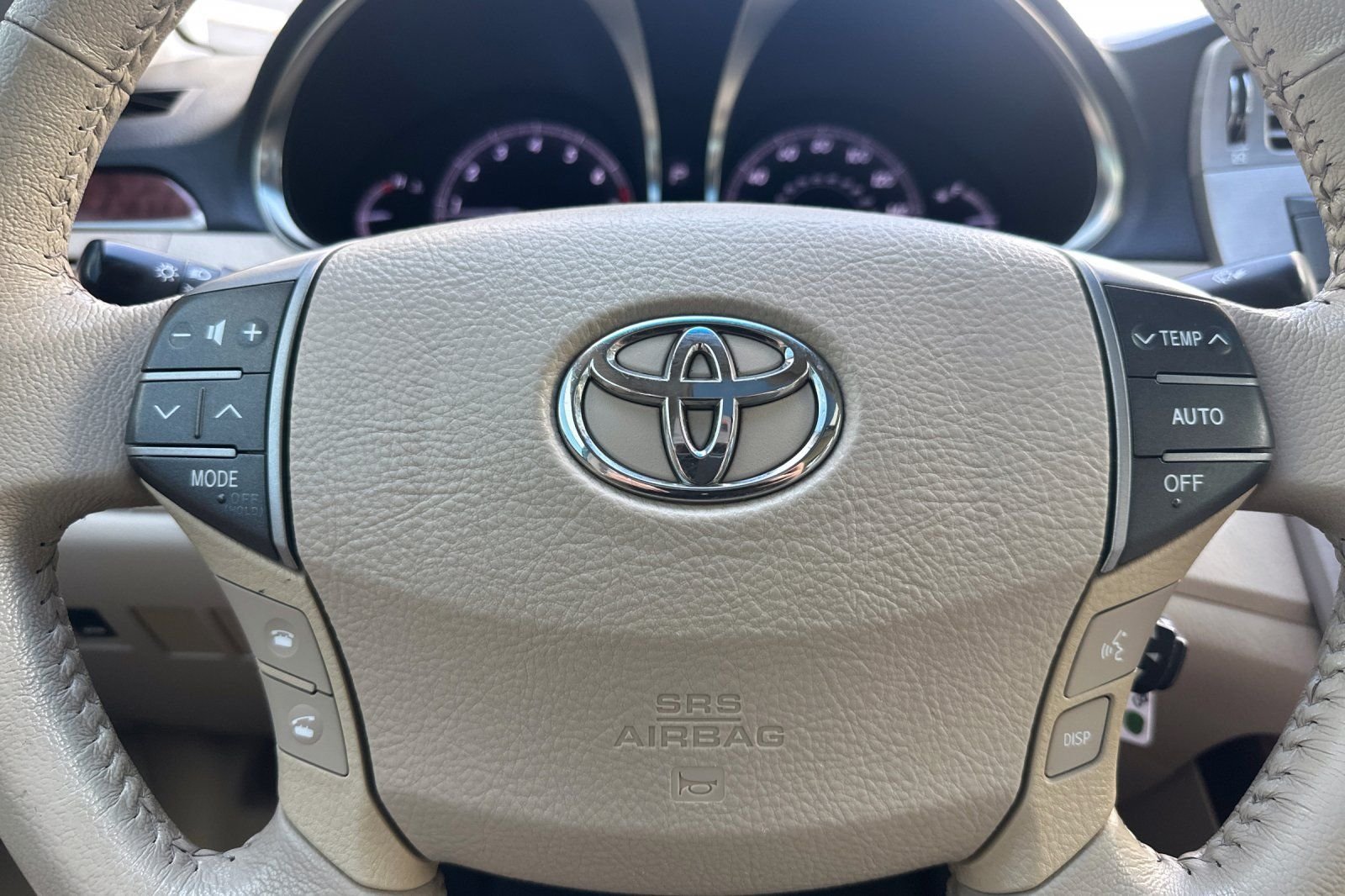 Used 2011 Black Toyota Base image 21