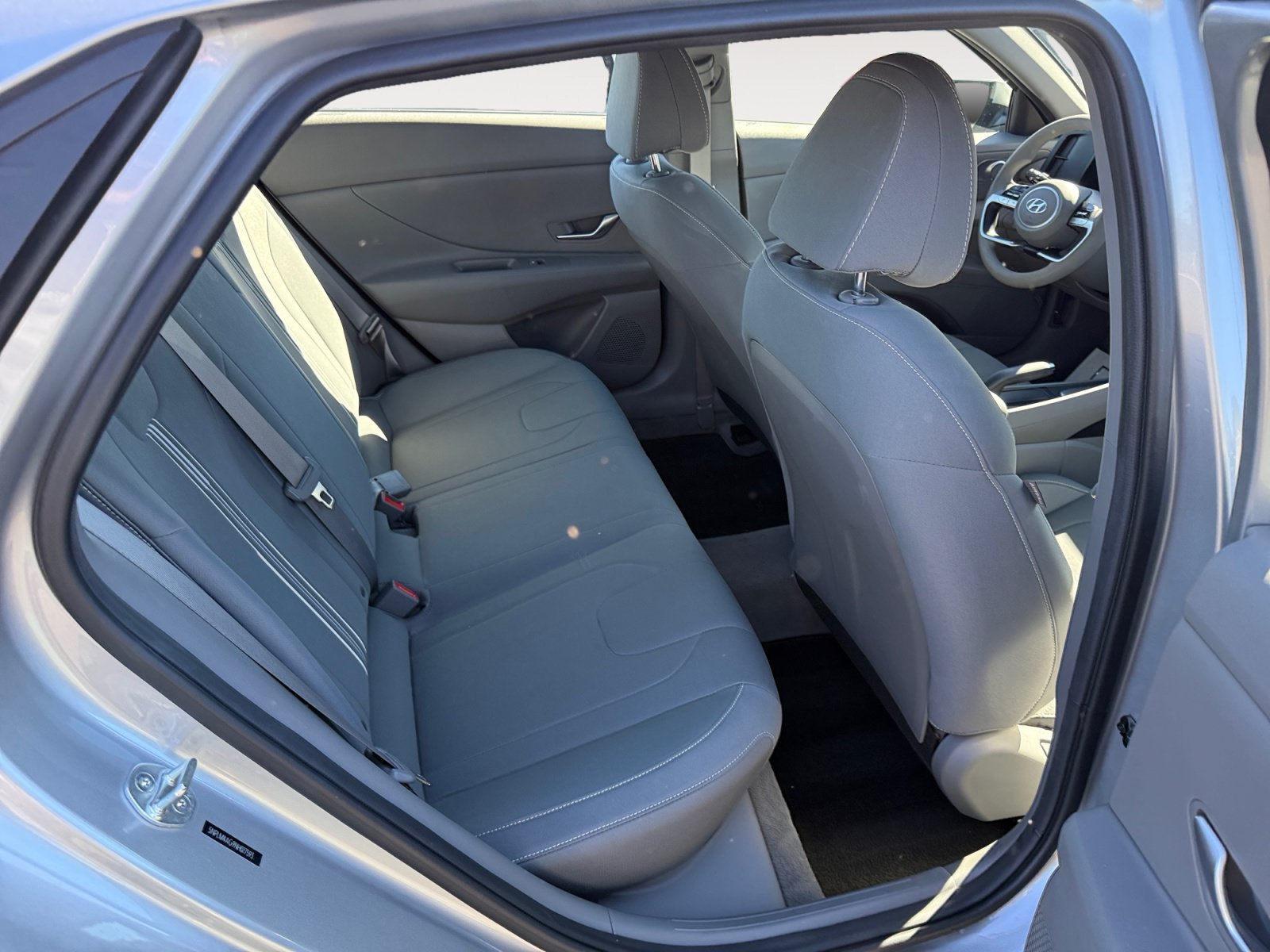 Certified Used 2022 Shimmering Silver Hyundai SEL image 18