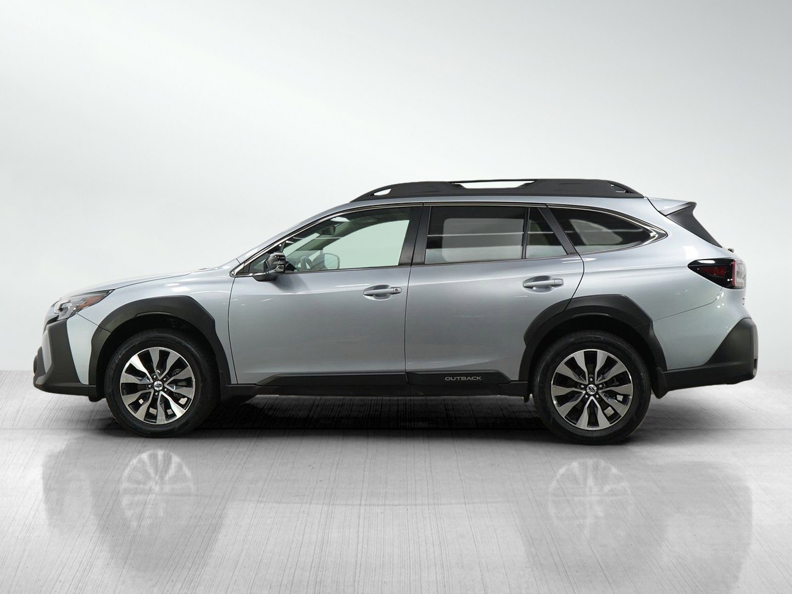 Used 2023 Subaru Outback Limited with VIN 4S4BTANC6P3194952 for sale in South Saint Paul, Minnesota