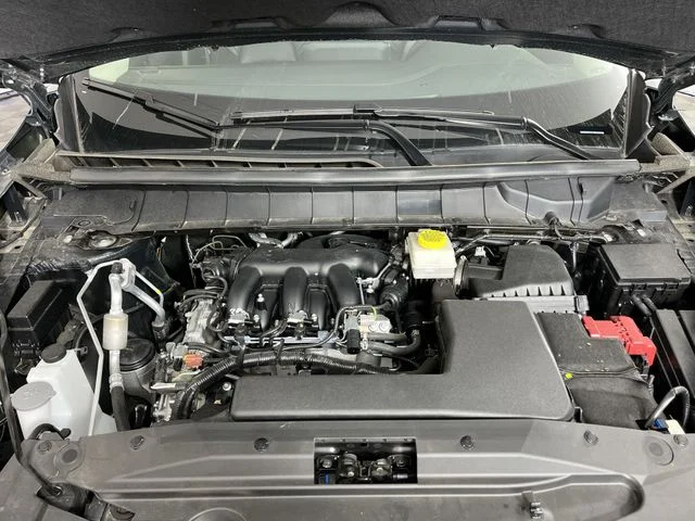 Used 2025 Black Nissan SL image 27