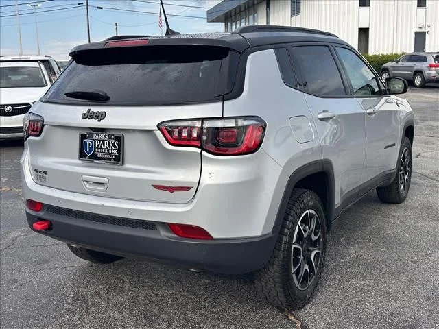 Used 2025 Silver Jeep Trailhawk image 11