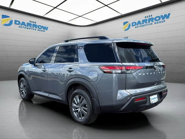 Used 2024 Gray Nissan SV image 3