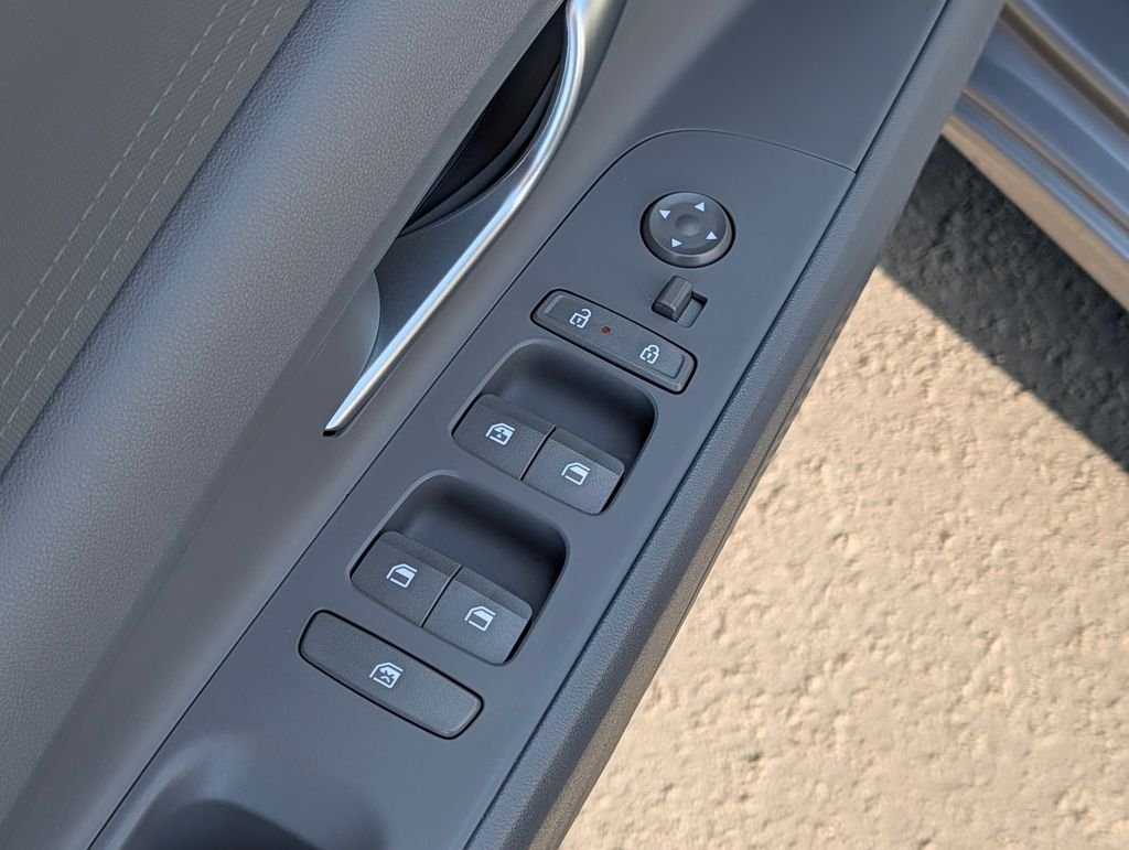 2024 Hyundai Elantra SEL - Photo 17