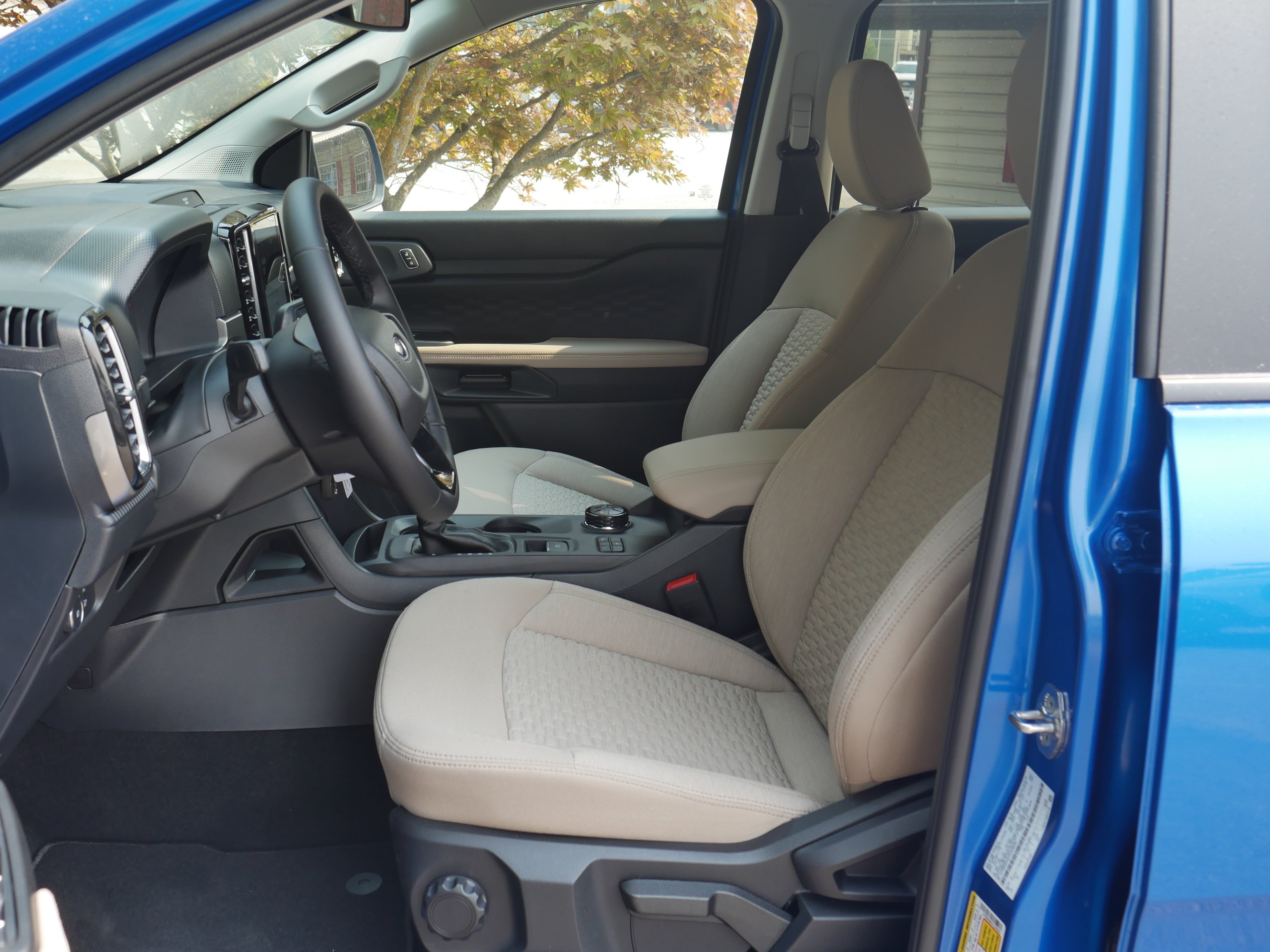New 2026 Velocity Blue Metallic Ford XLT image 3