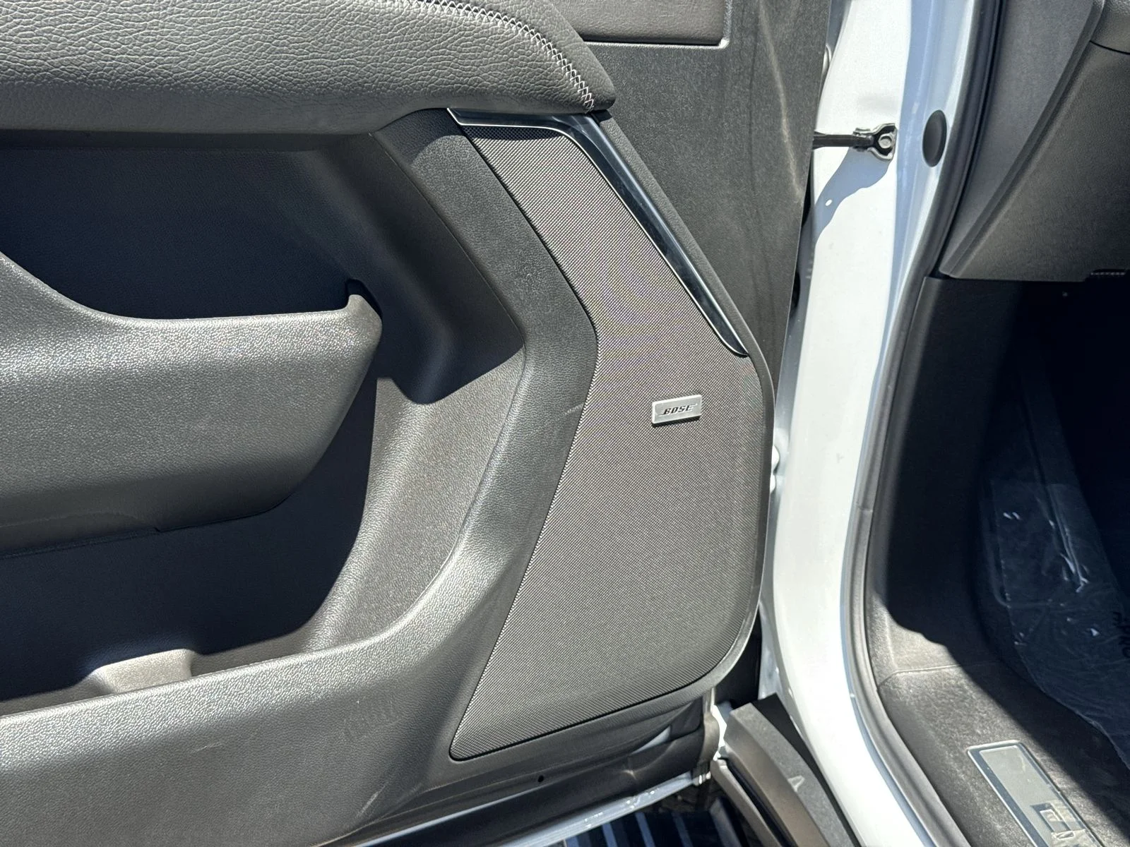 2026 GMC Yukon XL Denali - Photo 28
