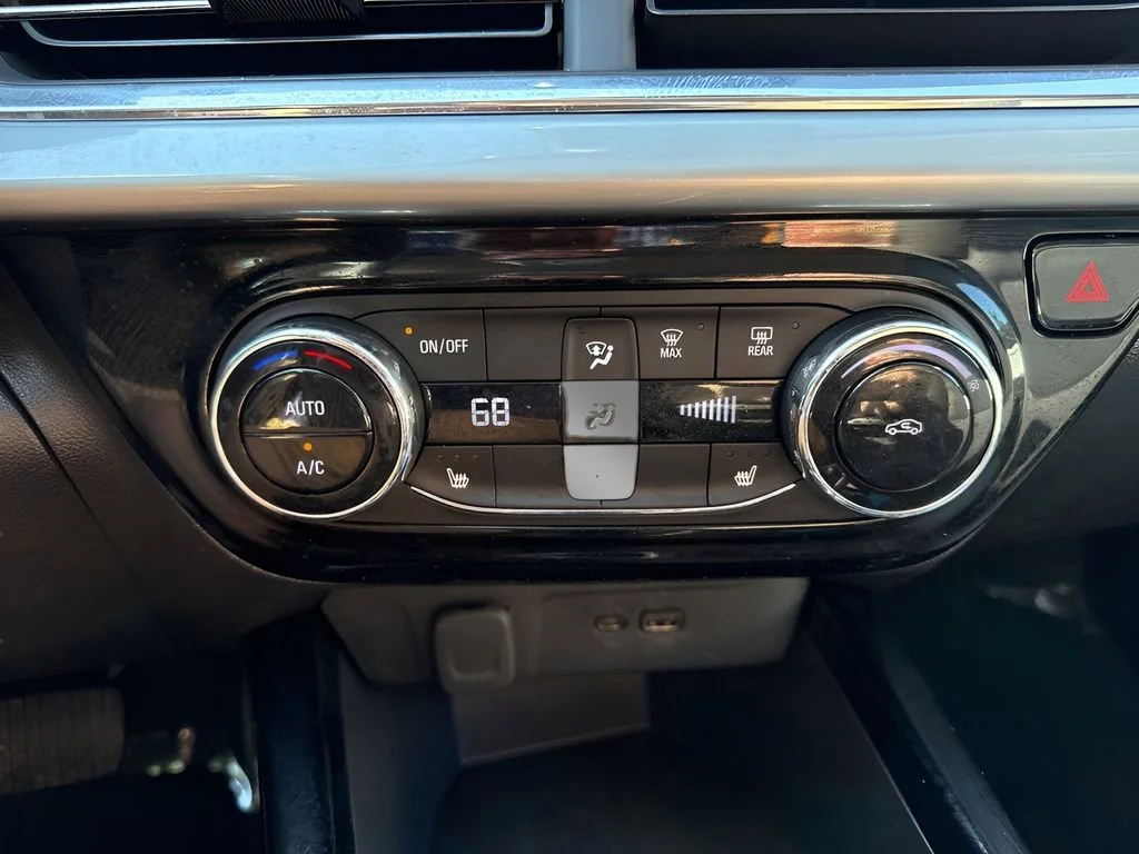 Used 2025 Sterling Gray Metallic Chevrolet LT image 17